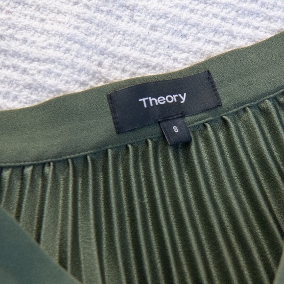 Theory Earth Green Pleated Maxi Skirt - Picture 8 of 15